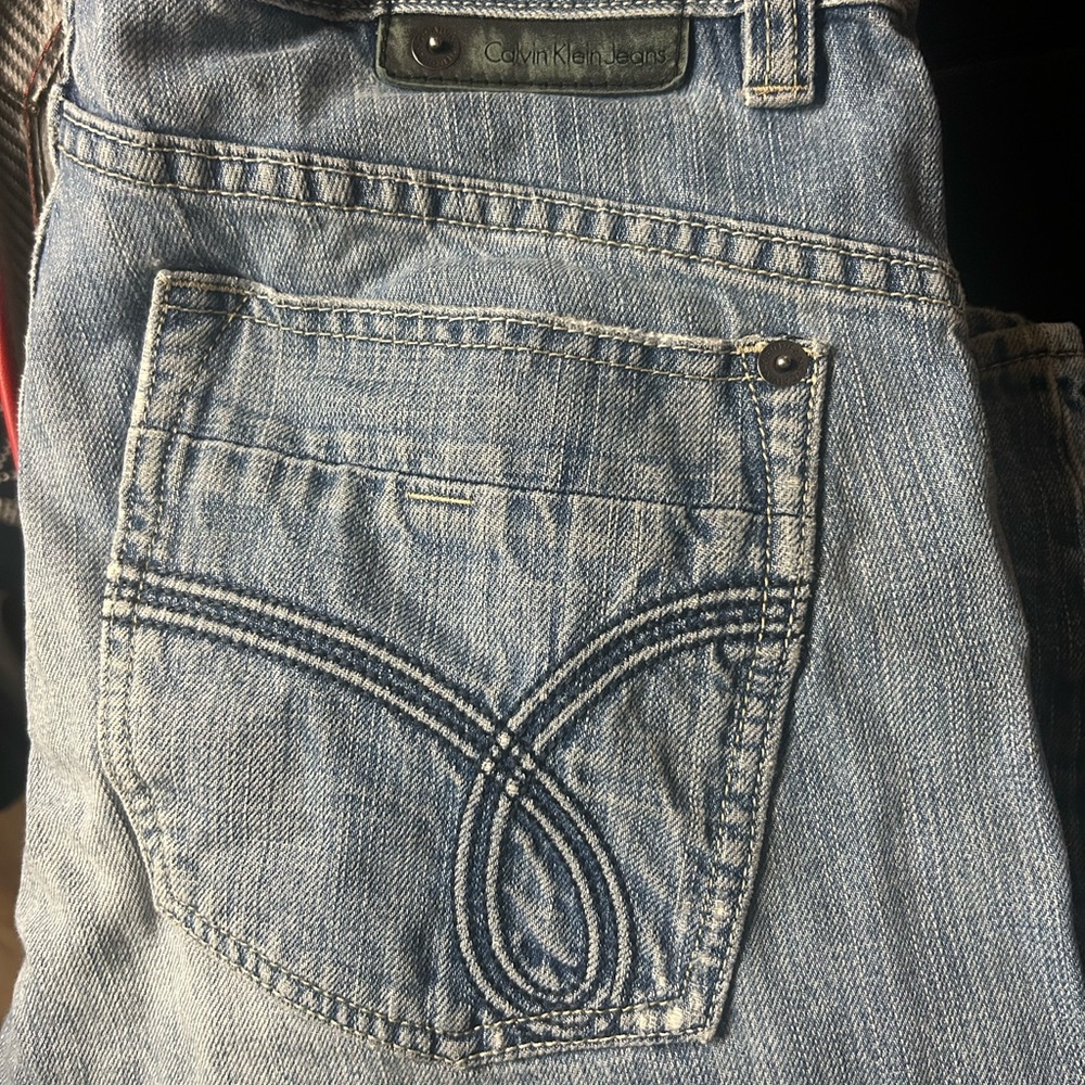 Calvin Klein Denim Low-Rise Slim Jeans